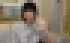 105697